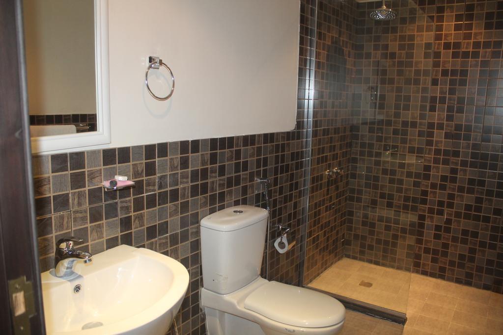 Talia Furnished Apartments. Riyadh Room photo